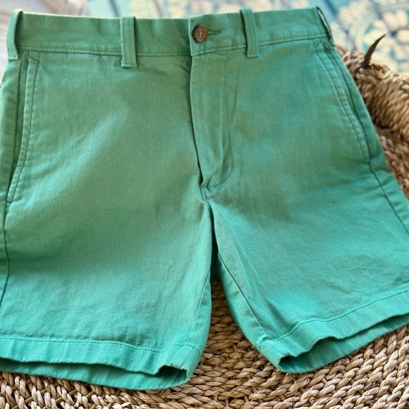 J. Crew Green Female 7” Flat Front Shorts - Picture 1 of 6